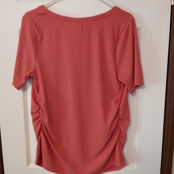 Isabel Maternity by Ingrid & Isabel Red Short Sleeve Top - Picture 5 of 11